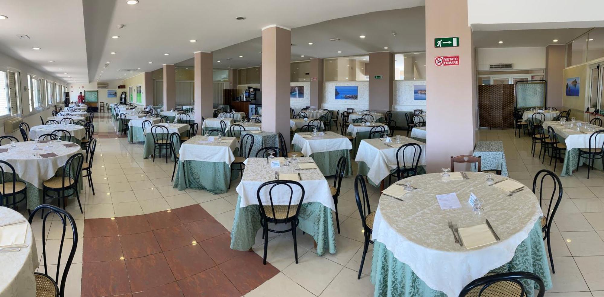 Hotel Germania Прая-а-Маре Экстерьер фото