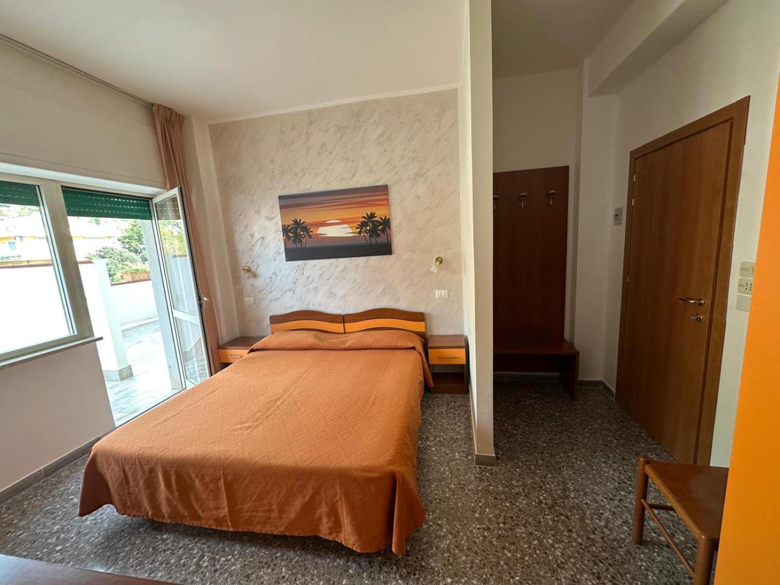 Hotel Germania Прая-а-Маре Экстерьер фото